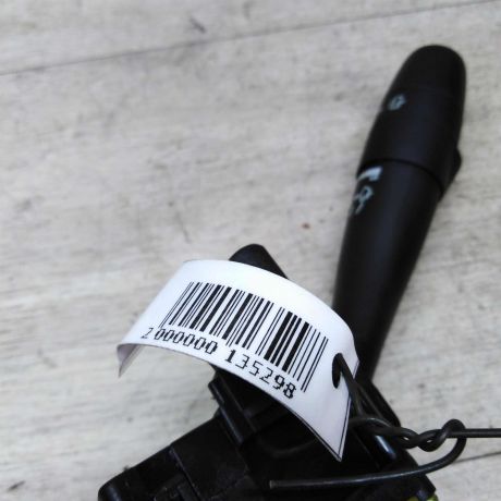 perekliucatel-dvornikov-podrulevoi-kia-ceed-art-23390-big-4