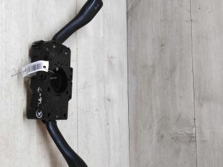 perekliucatel-podrulevoi-skoda-octavia-tour-art-28022