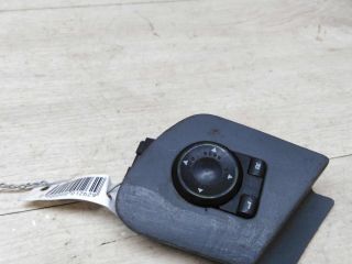 blok-upravleniia-zerkalami-skoda-octavia-tour-art-28054