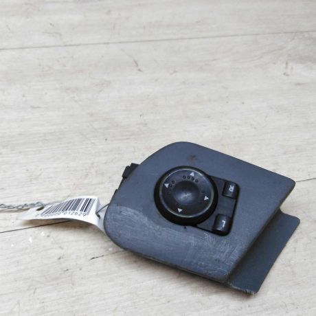 blok-upravleniia-zerkalami-skoda-octavia-tour-art-28054-big-0