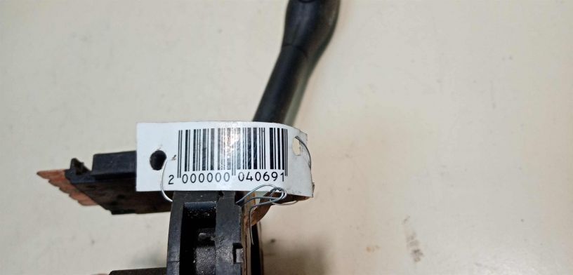 perekliucatel-sveta-levyi-podrulevoi-volkswagen-golf-3-art-28214-big-2