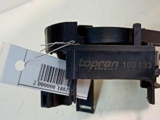 perekliucatel-dvornikov-podrulevoi-volkswagen-golf-3-art-28215