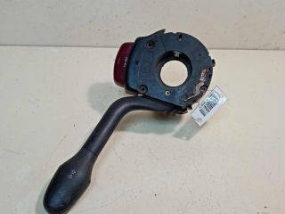 perekliucatel-sveta-levyi-podrulevoi-volkswagen-golf-3-art-28270