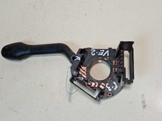 perekliucatel-dvornikov-podrulevoi-volkswagen-golf-3-art-28271