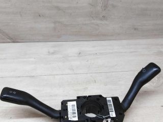 perekliucatel-podrulevoi-skoda-octavia-tour-art-28344