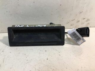 rucka-mikrik-knopka-otkryvaniia-bagaznika-volkswagen-golf-4-art-28366