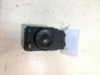 blok-upravleniia-zerkalami-volkswagen-golf-4-art-28468