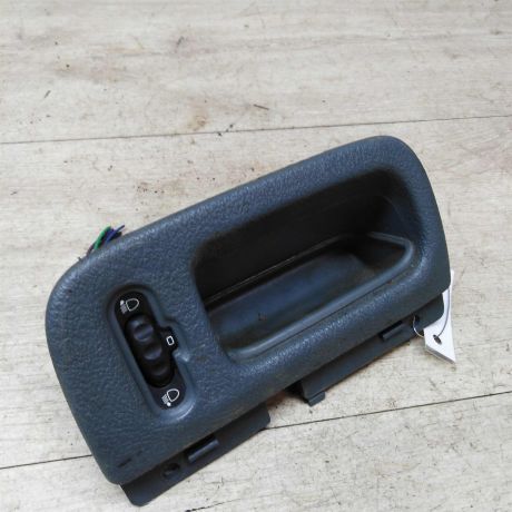 korrektor-sveta-renault-scenic-1-art-29219-big-0