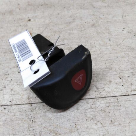 knopka-avariinoi-ostanovki-renault-scenic-1-art-29221-big-0