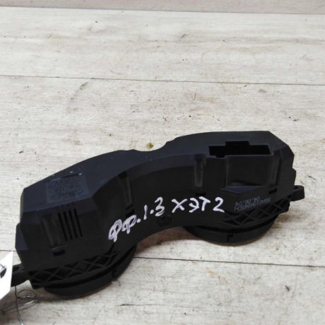 knopka-upravleniia-kondicionerom-podogrevom-stekla-ford-focus-1-rest-art-31277-big-2