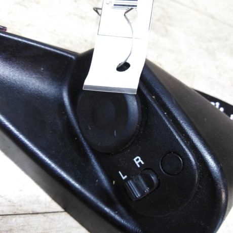 blok-upravleniia-zerkalami-chevrolet-lacetti-art-31607-big-1