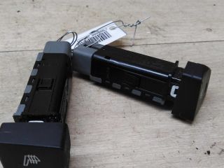 knopka-podogreva-sidenii-kia-cerato-2-art-31843