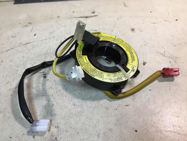 sleif-podrulevoi-mitsubishi-carisma-rest-art-33402-big-1