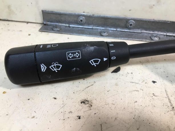 perekliucatel-podrulevoi-sveta-povorotnikov-levaia-cast-mercedes-w203-do-rest-art-33607-big-4