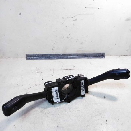 perekliucatel-podrulevoi-sveta-povorotnikov-dvornikov-skoda-octavia-tour-16-akl-art-34458-big-0