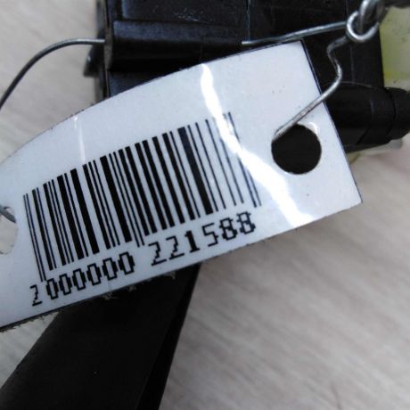 podrulevoi-perekliucatel-dvornikov-pravaia-cast-kia-ceed-art-35578-big-4