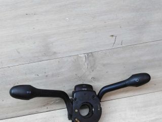 perekliucatel-podrulevoi-v-sbore-sveta-povorotnikov-dvornikov-volkswagen-passat-b4-art-38465