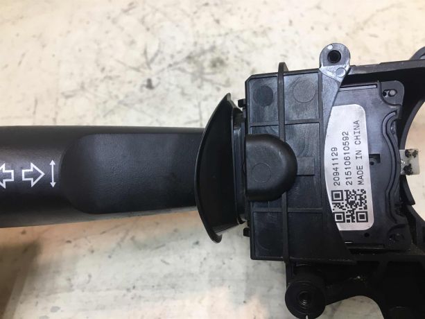 perekliucatel-podrulevoi-sveta-povorotnikov-dvornikov-chevrolet-cruze-sedan-do-rest-art-38490-big-3