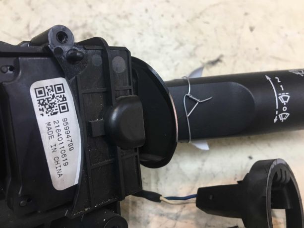 perekliucatel-podrulevoi-sveta-povorotnikov-dvornikov-chevrolet-cruze-sedan-do-rest-art-38490-big-4