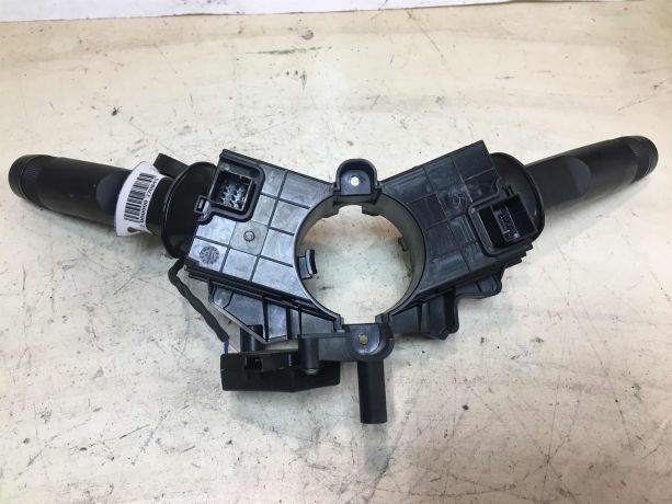 perekliucatel-podrulevoi-sveta-povorotnikov-dvornikov-chevrolet-cruze-sedan-do-rest-art-38490-big-1