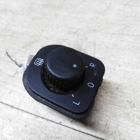 perekliucatel-regulirovki-zerkal-blok-volkswagen-passat-b5-volkswagen-golf-4-volkswagen-passat-b5-gp-novyi-art-38935-big-0