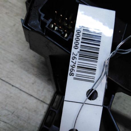 perekliucatel-podrulevoi-v-sbore-ford-c-max-art-40426-big-5