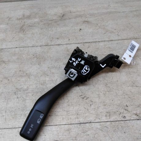 perekliucatel-povorotov-podrulevoi-volkswagen-golf-plus-05gv-art-40774-big-0