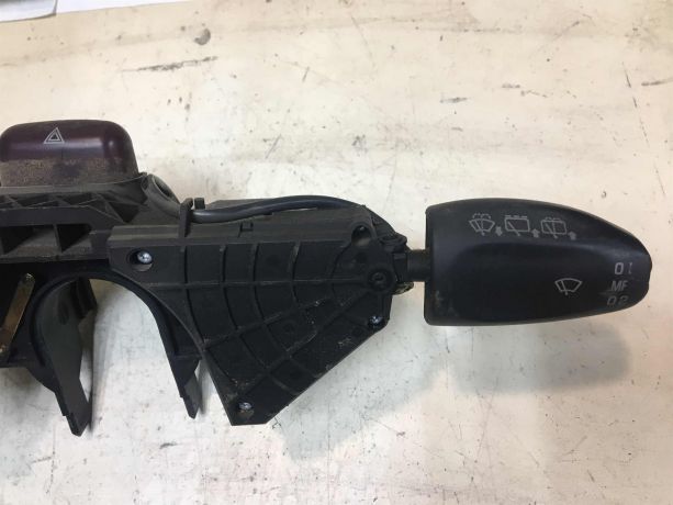 perekliucatel-podrulevoi-v-sbore-volkswagen-sharan-do-rest-art-41728-big-1