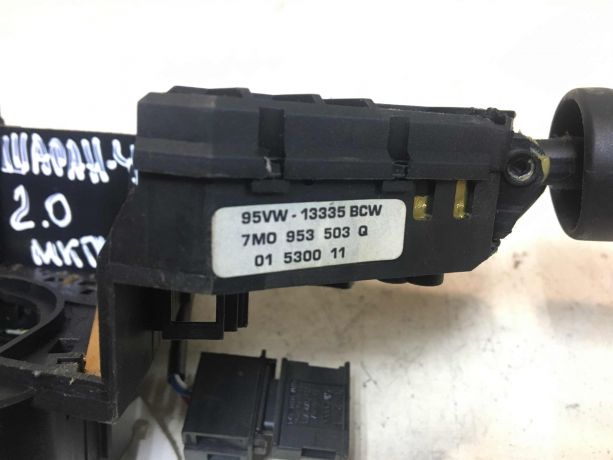 perekliucatel-podrulevoi-v-sbore-volkswagen-sharan-do-rest-art-41728-big-4