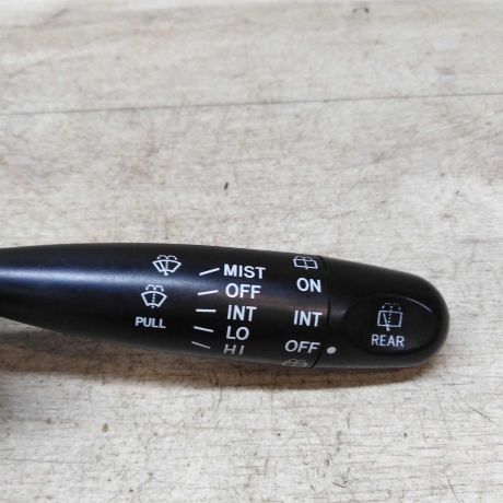 perekliucatel-stekloocistitelei-toyota-rav4-ii-xa20-art-42102-big-2