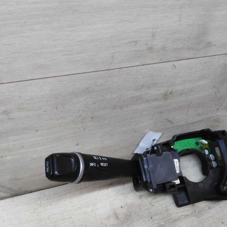 podrulevoi-perekliucatel-v-sbore-volvo-xc90-rest-art-43189-big-3