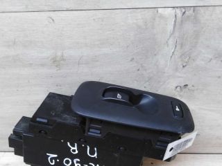 knopka-steklopodieemnika-peredniaia-pravaia-volvo-xc90-rest-art-43603