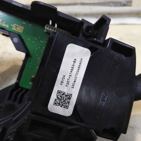 podrulevoi-perekliucatel-v-sbore-ford-focus-3-rest-17gv-art-44476-big-4