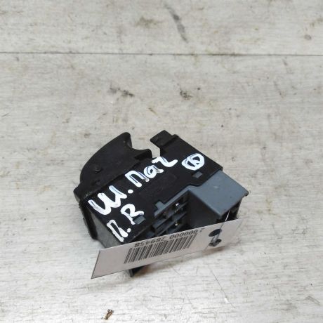 knopka-steklopodieemnika-chevrolet-lacetti-art-45600-big-1