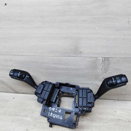 podrulevoi-perekliucatel-v-sbore-ford-focus-2-do-rest-art-45834-big-0