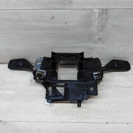 perekliucatel-podrulevoi-v-sbore-ford-focus-2-do-rest-art-45891-big-2