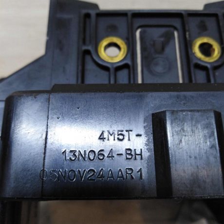 perekliucatel-podrulevoi-v-sbore-ford-focus-2-do-rest-art-45891-big-3