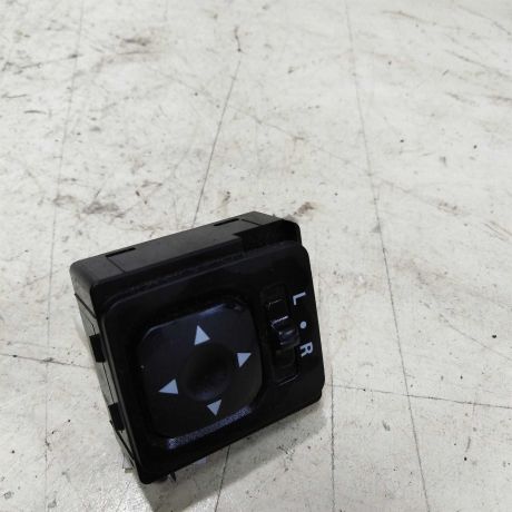 perekliucatel-regulirovki-zerkala-mitsubishi-lancer-10-art-45910-big-1