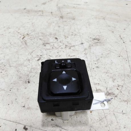 perekliucatel-regulirovki-zerkala-mitsubishi-lancer-10-art-45910-big-0