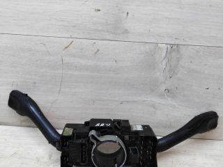 podrulevoi-perekliucatel-v-sbore-volkswagen-passat-b5-art-46099