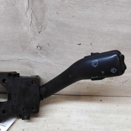 podrulevoi-perekliucatel-v-sbore-volkswagen-passat-b5-art-46099-big-2