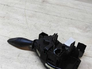 perekliucatel-povorotom-podrulevoi-ford-focus-1-art-46341