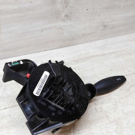 perekliucatel-povorotom-podrulevoi-ford-focus-1-art-46341-big-4