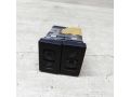 knopka-obogreva-sidenii-volkswagen-passat-b5-99gv-art-46375-small-0