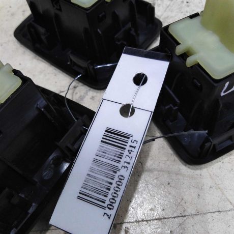 knopka-steklopodieemnika-renault-sandero-ii-stepway-15gv-art-46664-big-2