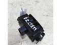 knopka-avariinoi-signalizacii-renault-sandero-ii-stepway-15gv-art-46689-small-2