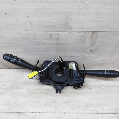 podrulevoi-perekliucatel-v-sbore-nissan-almera-iii-g15-vidny-sledy-remonta-art-47213-big-0