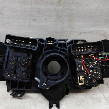 podrulevoi-perekliucatel-v-sbore-nissan-almera-iii-g15-vidny-sledy-remonta-art-47213-big-3