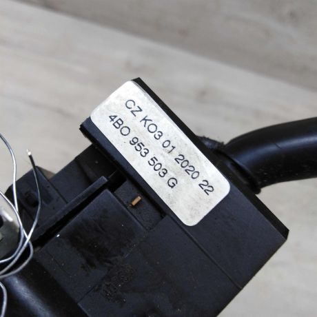 podrulevoi-perekliucatel-skoda-octavia-tour-art-48608-big-4