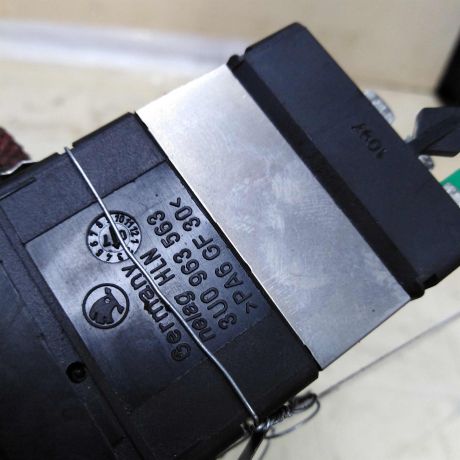 knopka-obogreva-sidenii-skoda-superb-i-rest-art-49129-big-4